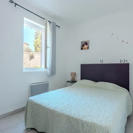 Ventoux - Le Rouge Et Le Noir Apartmán *