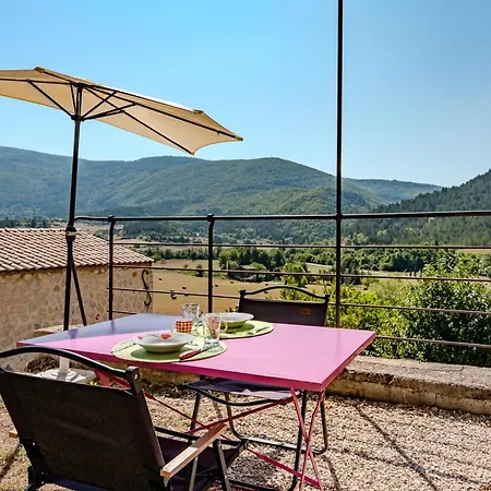 Ventoux - Le Rouge Et Le Noir Apartment Reilhanette